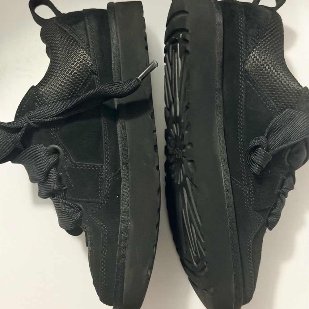 Women’s Black Suede Casual Sneakers - Picture 5 of 11